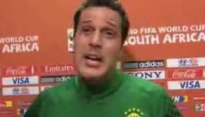 
	VIDEO / Julio Cesar intr-o CRIZA DE NERVI dupa eliminarea Braziliei:
