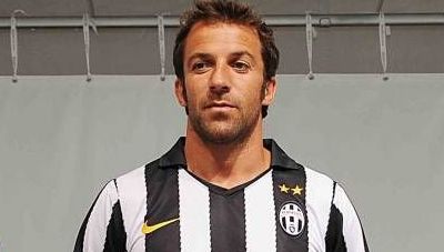 
	FOTO / Asa arata noul echipament al lui Juventus
