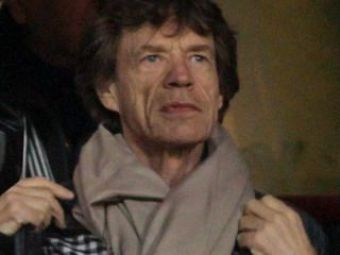 
	Semifinalistele de la mondial se roaga ca Mick Jagger sa NU le faca galerie in tribune!
