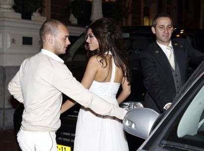 FOTO / Sneijder este cel mai fericit om din lume! S-a casatorit cu iubita sa Yolanthe Cabau:_2
