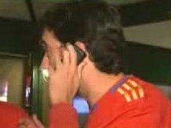 
	Cei mai haiosi suporteri ai Spaniei l-au sunat pe Torres: &quot;A zis ca o sa inscrie doua goluri&quot;
