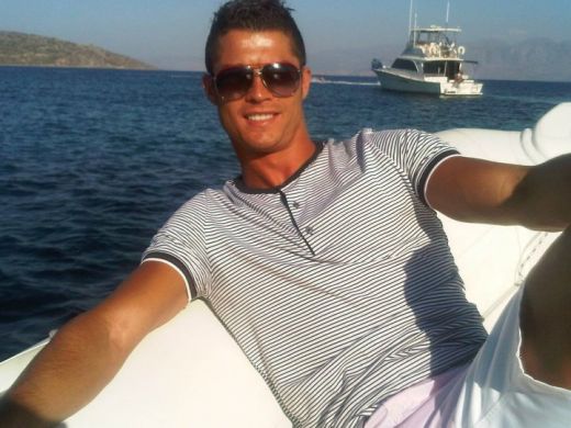 FOTO: Ronaldo si-a incheiat vacanta pe un yacht de lux: "Sunt gata de un an mare!"_4