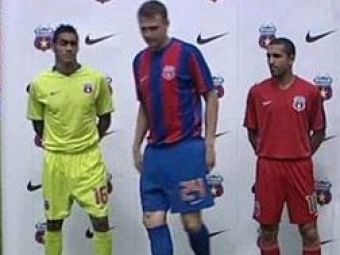 
	ACUM LIVE VIDEO pe www.sport.ro! Steaua isi schimba echipamentul! Noul tricou, inspirat de modelul Barcelonei
