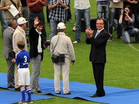 FOTO: Cat de RARA e imaginea asta: Raul, in tricoul lui Schalke! "Nu am nicio problema sa joc contra Realului"_8