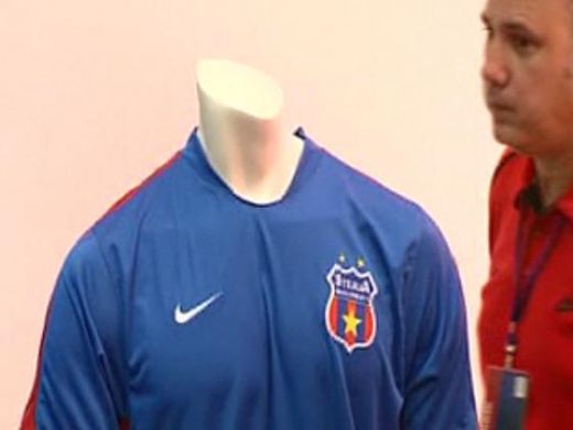 VIDEO: Steaua si-a tras echipament GALBEN! Vezi aici noile tricouri!_4