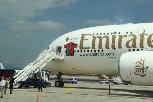 Milan si-a prezentat echipamentul intr-un super avion Airbus A380! 33 de poze_4