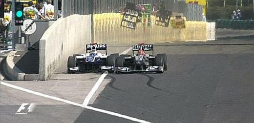 SOCANT! Schumacher a facut manevra MORTII cu Barrichello! FOTO_1