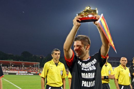 FOTO! Andrei Cristea a primit trofeul de golgeter al Ligii I!_5