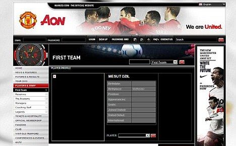 FOTO! Manchester United l-a transferat pe Ozil pe INTERNET!! L-au pus pe site-ul oficial!_3