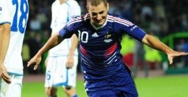 VIDEO Franta nu e MOARTA: Bosnia 0-2 Franta! Vezi golurile lui Benzema si Malouda!_3