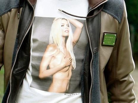 Victima modei: starul Germaniei isi face singur tricouri!_19