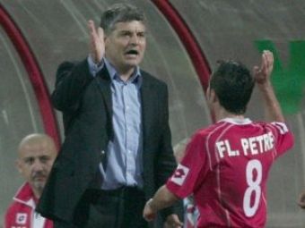 
	Florentin Petre nu mai vrea la Dinamo! &ldquo;Cainii&rdquo; i-au oferit un contract intrat la apa: 3.000 de euro pe luna! 
