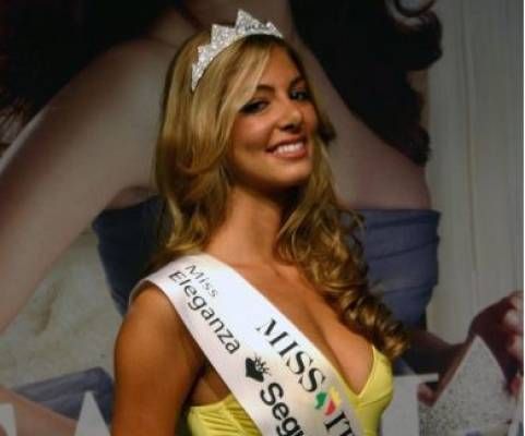 VIDEO / Fosta Miss Italia i-a dat papucii lui SuperMario Balotelli! Vezi ce a facut atacantul lui City:_6
