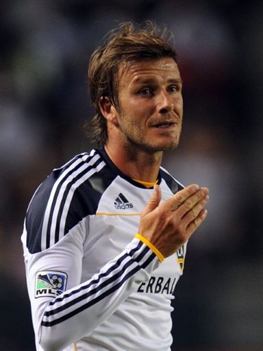 VIDEO / Beckham si-a varsat nervii pe un fan! Va cere daune de 25 de mil prostituatei din Bosnia:_10