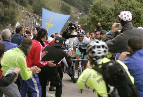 Castigatorul Turului Frantei, suspendat provizoriu pentru dopaj! 114 IMAGINI din cariera lui Contador:_103
