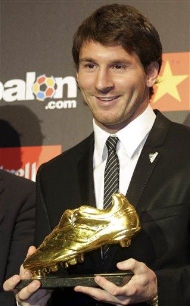 VIDEO / Messi a fost incoronat cel mai bun marcator din Europa! Vezi cu ce ghete va juca!_2