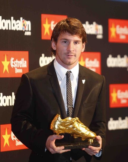 VIDEO / Messi a fost incoronat cel mai bun marcator din Europa! Vezi cu ce ghete va juca!_16