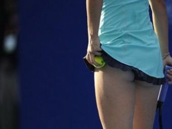 
	FOTO / Sharapova si-a pus cea mai scurta rochita de pana acum! Are celulita?
