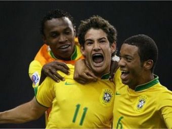 
	VIDEO: Brazilia 3-0 Iran! Vezi golul fantastic marcat de Dani Alves din lovitura libera
