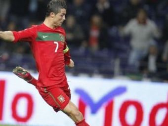 
	VIDEO Cristiano Ronaldo straluceste din nou! Vezi cum s-a distrat alaturi de Nani in meciul cu Danemarca!
