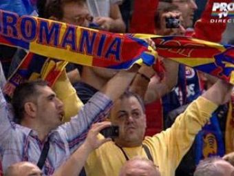 
	VIDEO! 1000 de romani au URLAT pe Stade de France la IMN! Vezi ce atmosfera senzationala au facut francezii!
