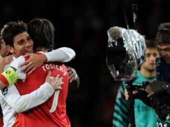 
	VIDEO / Cel mai aplaudat gol marcat in deplasare! Fanii lui Arsenal l-au aplaudat in picioare pe Eduardo, care a marcat pentru Sahtior:
