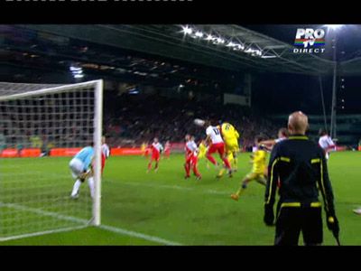 VIDEO: Tatarusanu o salveaza pe Steaua in ultima secunda: Utrecht 1-1 Steaua!_1