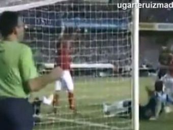 INCREDIBIL: Arbitrul s-a bucurat la penalty! VIDEO