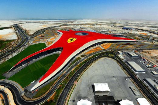 FOTO SI VIDEO: S-a deschis Ferrari World! Vezi cel mai tare parc de distractii acoperit din lume!_21