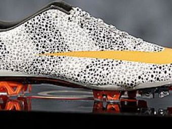 
	FOTO Astea sunt noile ghete ale lui Cristiano Ronaldo: Nike Safari!
