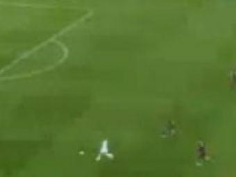 
	VIDEO / Pinto a fost suspendat 2 etape de UEFA! Vezi cum a imitat fluierul arbitrului pentru ca adversarii sa creada ca sunt in off-side:
