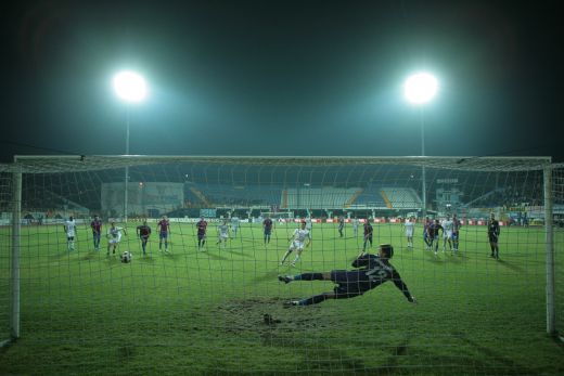 Steaua pierde primul episod din 'Bati sau Mori' Bistrita 1-0 Steaua! Vezi imagini de la meci!_1