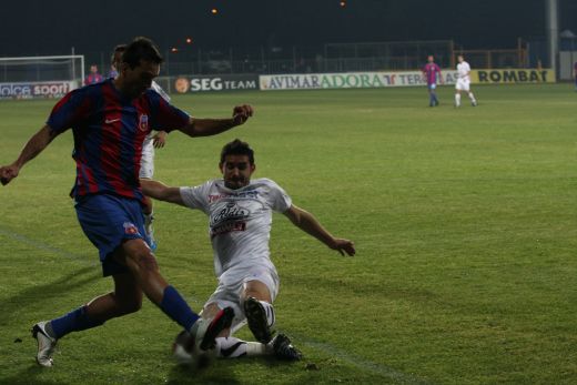 Steaua pierde primul episod din 'Bati sau Mori' Bistrita 1-0 Steaua! Vezi imagini de la meci!_34