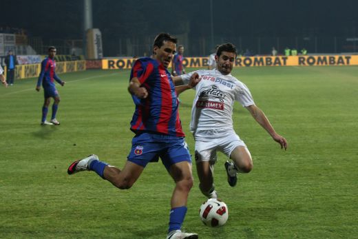 Steaua pierde primul episod din 'Bati sau Mori' Bistrita 1-0 Steaua! Vezi imagini de la meci!_36