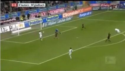 Mohamadou Idrissou Kaiserslautern-Borussia Moenchengladbach
