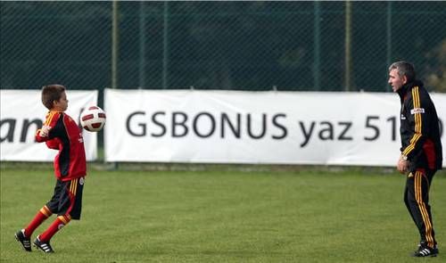 Poze de colectie: 2 HAGI la Galatasaray! Vezi o super galerie FOTO:_4