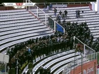Fanii Stelei, dusi la sectie: 380 de suporteri, INTERZISI pe stadioanele din Romania!
