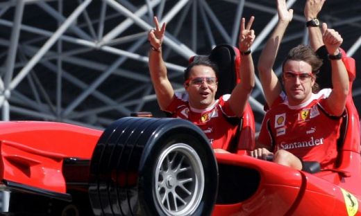 VIDEO / Massa si Alonso s-au dat intr-un montagne-russe care atinge 240 km/h in 4.9 secunde:_5