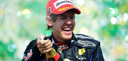 VIDEO Acesta este adevaratul Schumacher: Vettel e CAMPION MONDIAL! Vezi cum s-a bucurat ECHIPA!_6