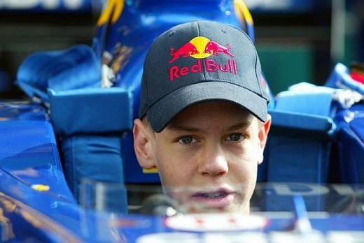 Poza de colectie: pustiul Vettel alaturi de Michael Schumacher! Cele mai tari 21 de poze din cariera noului IDOL din F1:_15