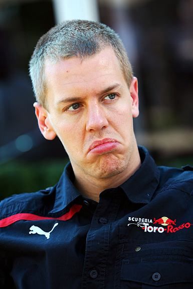 Poza de colectie: pustiul Vettel alaturi de Michael Schumacher! Cele mai tari 21 de poze din cariera noului IDOL din F1:_3