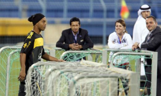 ASTA e poza pe care toata lumea vroia sa o vada: Ronaldinho din nou la nationala:_8