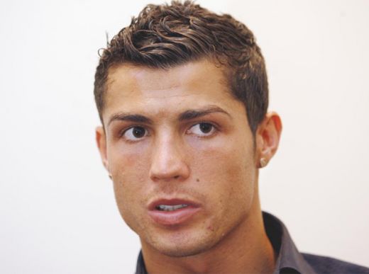 Ce porecla i-au gasit spaniolii lui Cristiano Ronaldo: MOHICANUL! SUPER FOTO! Vezi ce freza avea cand l-a descoperit Boloni!_10