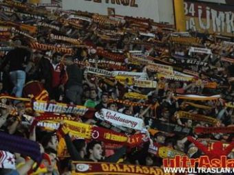 
	Fanii lui Galatasaray il ameninta pe Gica Hagi cu o REVOLUTIE!
