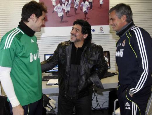 VIDEO /  Cristiano Ronaldo s-a antrenat cu Maradona: "Mourinho o s-o faca pe Madrid campioana Europei!"_9