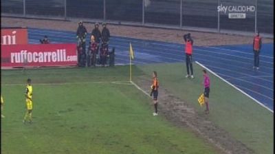 VIDEO / Moment INCREDIBIL la Chievo - Roma! Un jucator a batut un out de la linia de... rugby:_1