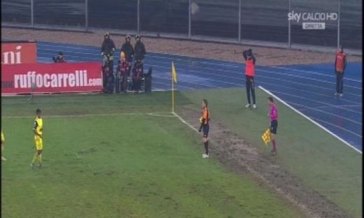 VIDEO / Moment INCREDIBIL la Chievo - Roma! Un jucator a batut un out de la linia de... rugby:_5