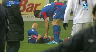 PANICA la Steaua! Tanase s-a rupt cu U Cluj si poate rata meciul cu Napoli!_3