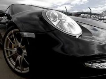 
	SUPERVIDEO: Black Metal! Porsche de 620 de cai si 270.000 de euro,&nbsp;pe circuit!
