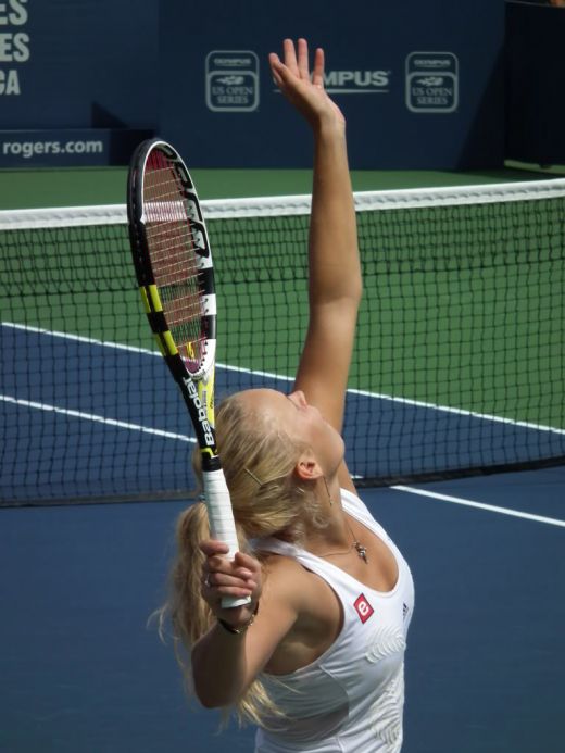 Caroline Wozniacki, cea mai SEXY sportiva in 2010! Cele mai tari 17 IMAGINI:_4
